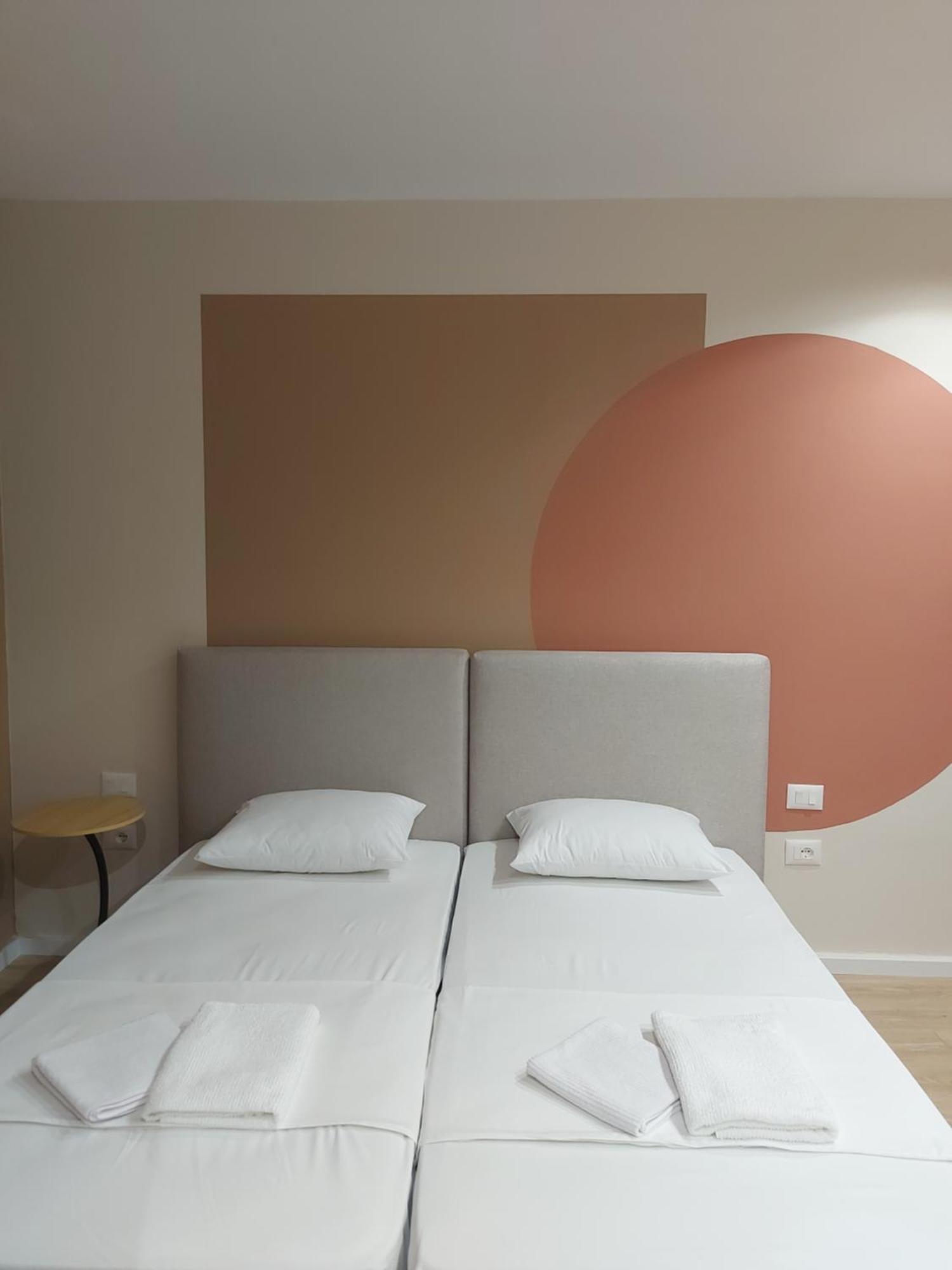 Center Cozy Nest Hotel Tirana Exterior photo