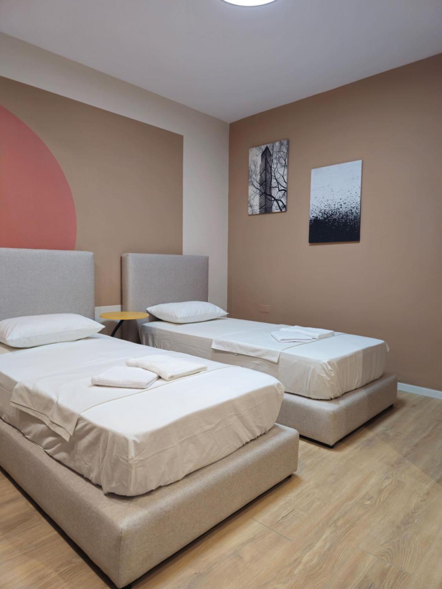 Center Cozy Nest Hotel Tirana Exterior photo